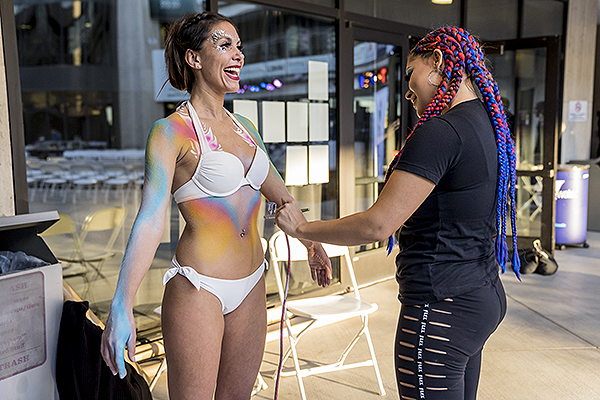Live body painting by Skin City Body Painting. Photo Credit Joel Cada