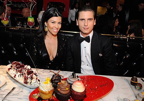 Scott_and_Kourtney_with_desserts