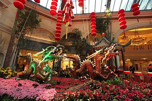 Bellagio_Conservatory_Botanical_Gardens_Jan2012_1