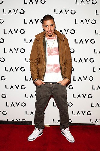 J_Cole_LAVO_red_carpet