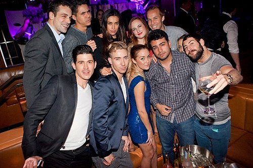 Lauren_Conrad_and_Frankie_Delgado_with_friends_at_Hyde__Bellagio_Las_Vegas_2.10.12