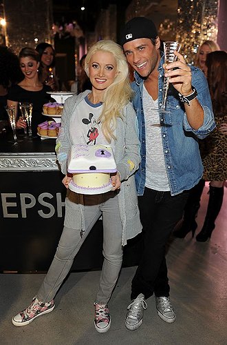 PEEPSHOW_Celebrates_1000_shows_Feb._6_Credit_Denise_Truscello