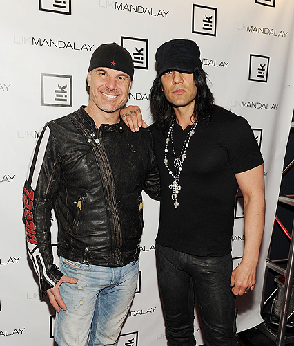 Peter_Lik_and_Criss_Angel_-_Photo_credit_Denise_Truscello