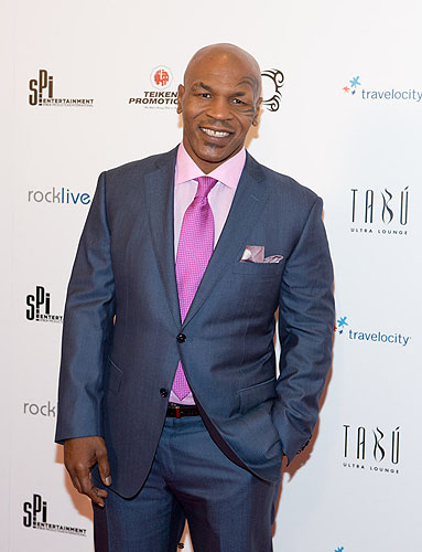 4.14.12_Mike_Tyson_on_the_red_carpet_of_Mike_Tyson_UNDISPUTED_TRUTH_-_Live_on_Stage
