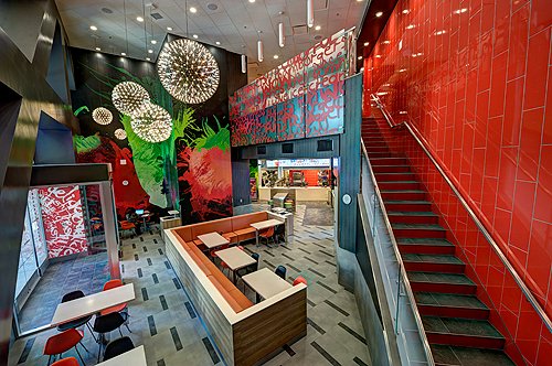 Metro_McDonalds_first_floor_002