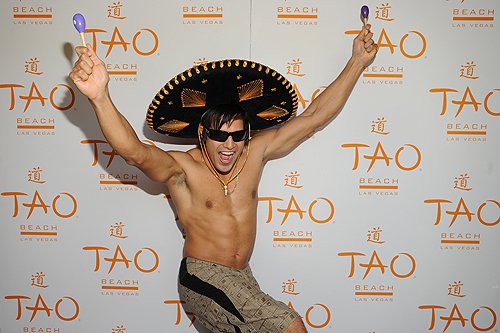 Ricardo_Laguna_TAO_Beach_Red_Carpet