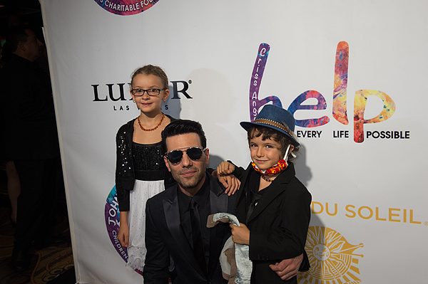 Criss Angel and two of his favorite kids on the gold carpet at Criss Angel HELP Sept 12 2016 Tom Donoghue
