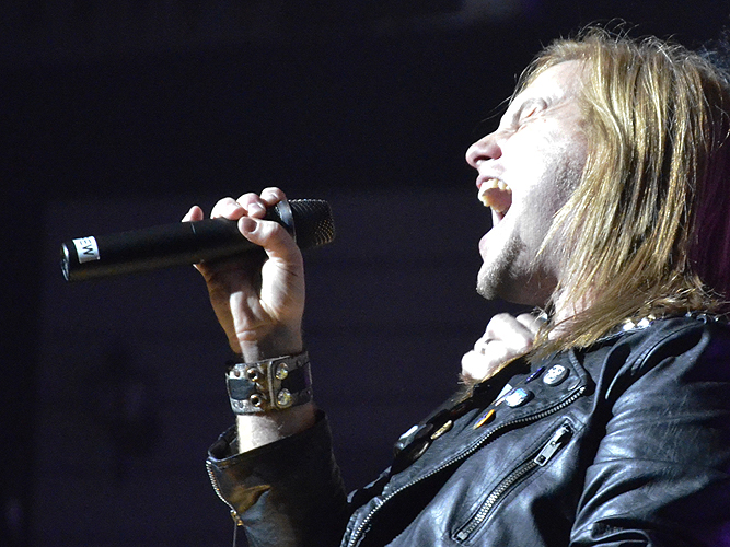 Raiding The Rock Vault LVH Las Vegas 32722