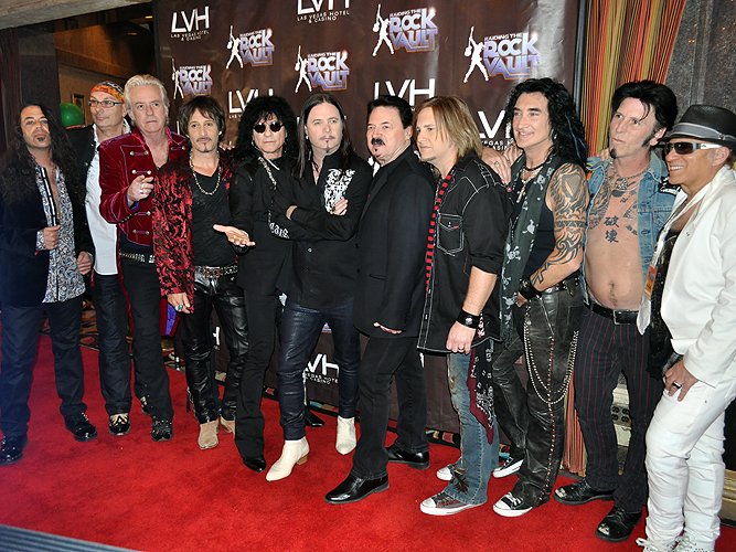 Raiding The Rock Vault LVH Cast 21801