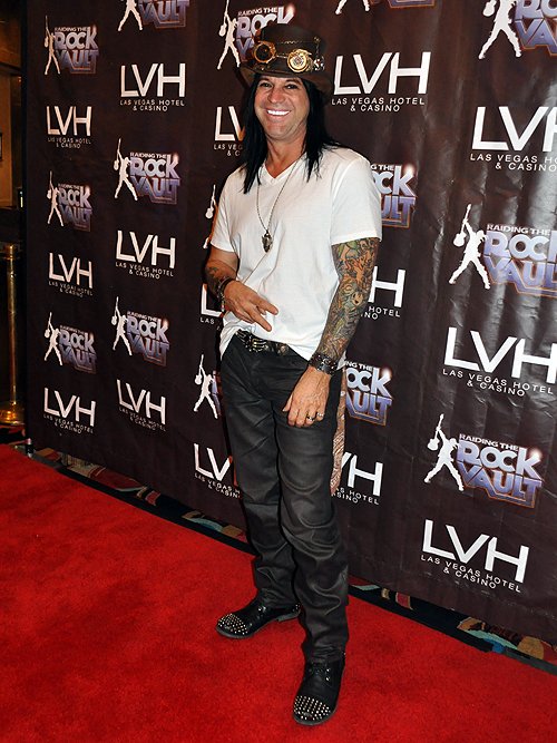 Raiding The Rock Vault LVH Michael Godard 21703