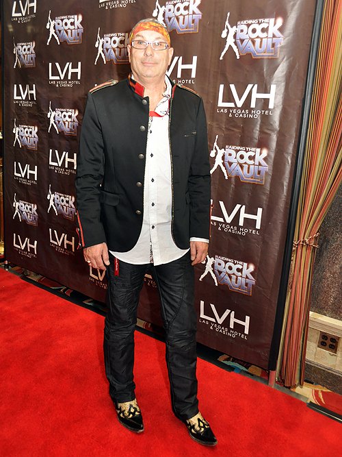 Raiding The Rock Vault LVH Sir Harry Cowell 21640