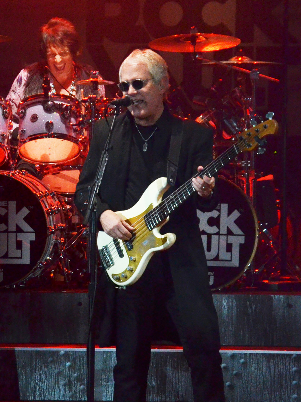 Hugh McDonald Rock Vault Trop 62126