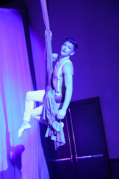 Silk Aerialist Brandon Scott Credit Preston Powell Photography