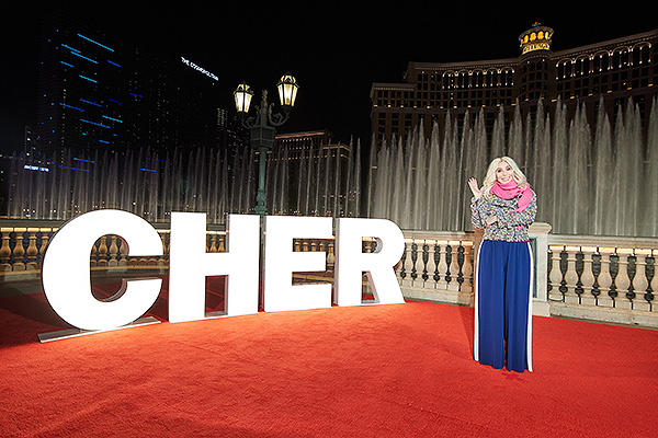 Cher at Fountains Show Debut at Bellagio 03 Photo by Al Powers for Bellagio