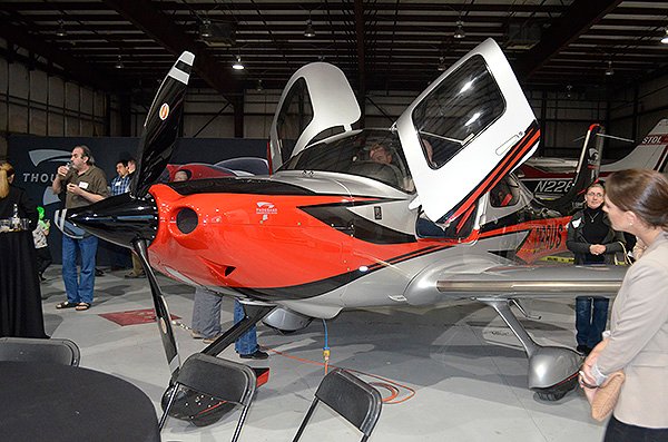 Cirrus Jets 1495