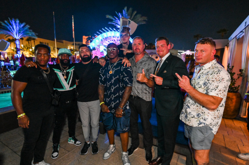 Mohammed Usman UFC Friends Neon Vibra feat Play N Skillz 8.6.22 by Toby Acuna