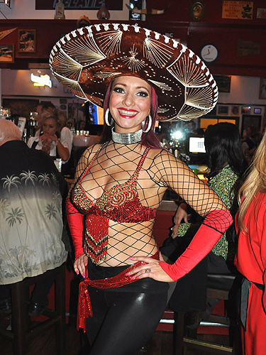 Hussongs_Cantin_1043