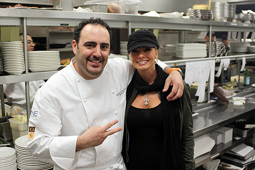 Jaime_Pressly_and_Chef_Barry