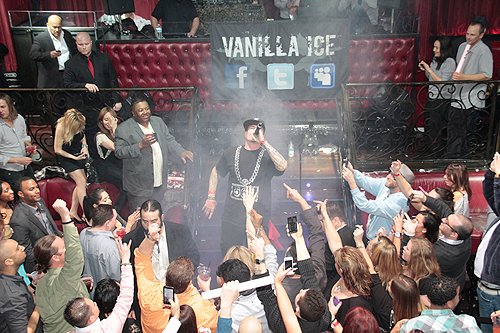 Vanilla_Ice_Performance_2_LAX