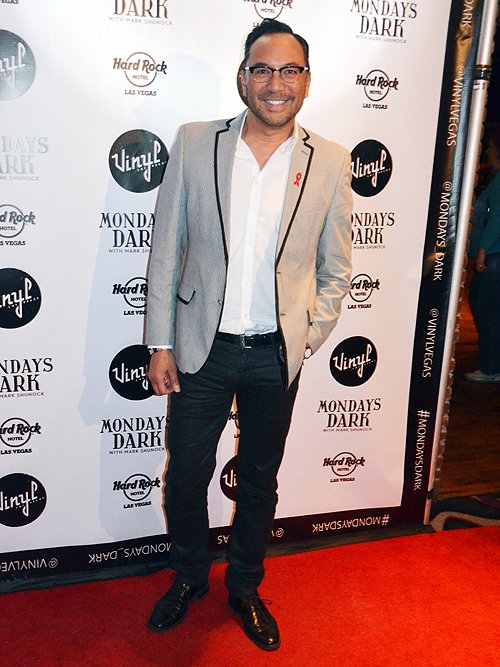 Joey Galona Mondays Dark With Mark Shunock 4 Vinyl Hard Rock Hotel and Casino 31835