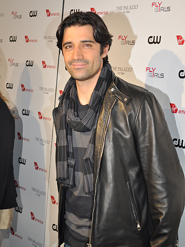 Gilles_Marini_FlyGirls_Palazzo_016
