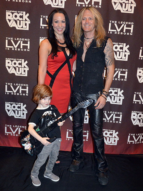 Raiding The Rock Vault LVH Las Vegas 32315