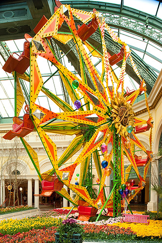 BellagioConservatory-Spring-2011-FerrisWheel-Vertical