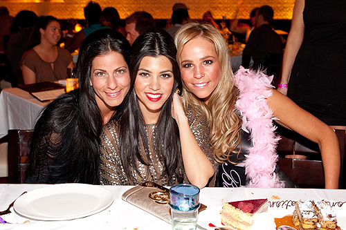 Melissa_Monaco_Kourtney_Kardashian_and_bachelorette_Alison_Shulman_at_LAVO