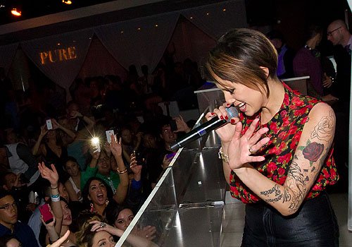PURE_Nightclub_Performance