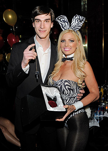 111937293EM005_Hugh_Hefner_