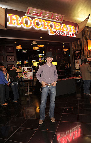 112269899DT019_Justin_McBri