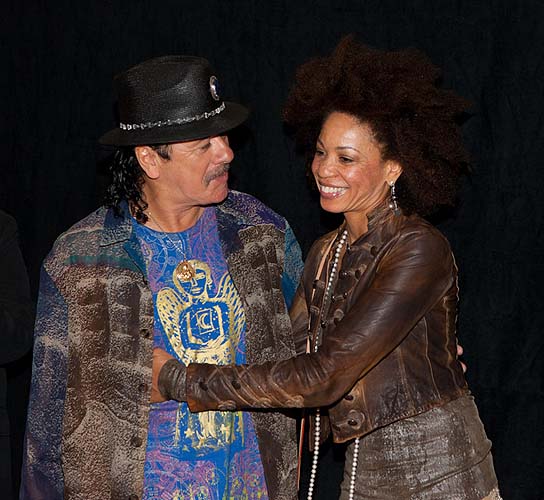 1_Carlos_Santana_and_wife_Cindy_Blackman_Santana