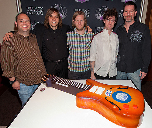 1_L-R_Bobby_Reynolds_members_of_Arcade_Fire_Paul_Davis_4.14.11