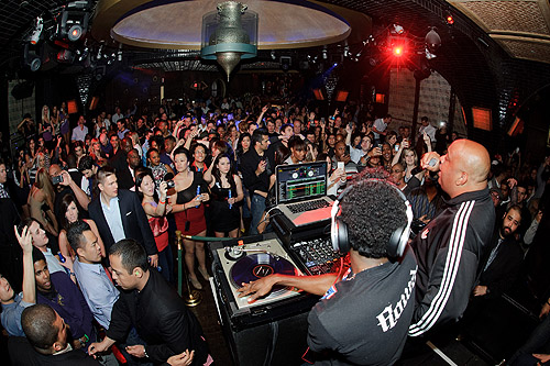 DJ_Ruckus__Rev_Run_at_LAVO_for_Old_School_Wednesdays