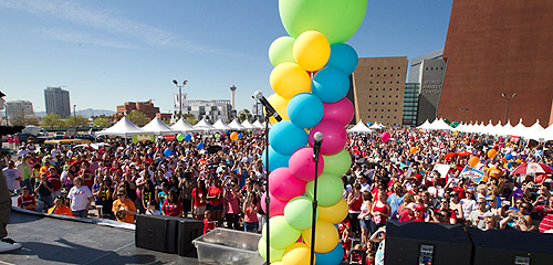 AFAN_AIDS_Walk_-_Crowd