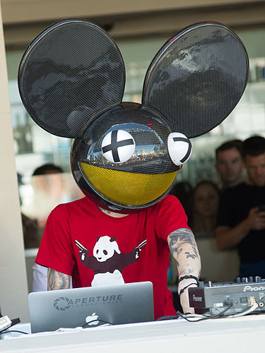 deadmau5 WET REPUBLIC Grand Opening Weekend 2