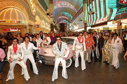 Cutline_4_Elvis_Parade