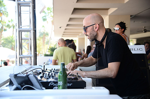 TJR WET REPUBLIC 2