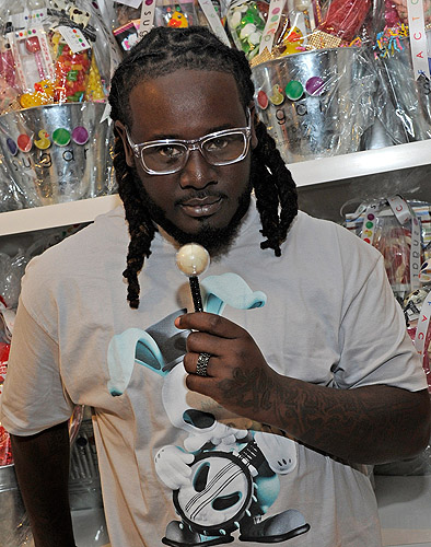 TPain_with_Couture_Pop