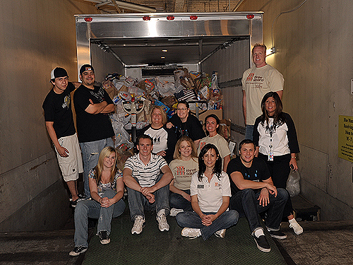 5.21.11_Blue_Man_Group_Summer_Stock_Up_6