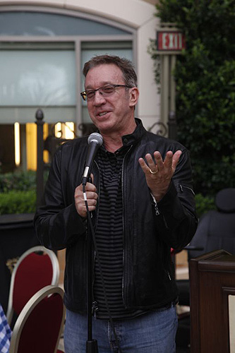 Tim_Addressing_Crowd