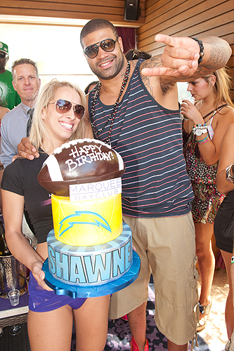 Shawne_Merriman_celebrates_his_birthday_at_Marquee_Dayclub
