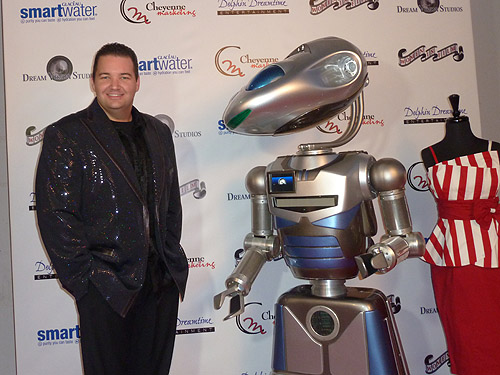 P1310129RyanAhernatDreamVision6-4-20118-11-28PM