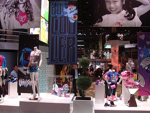 Judy_Thorburn_2012_Licensing_Expo_2347