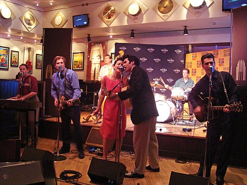 Judy_Thorburn_Million_Dollar_Quartet_Hard_Rock_Cafe_2319