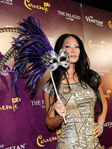 Kimora_on_carpet