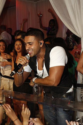 Jay_Sean_Performance1_PURE_Nightclub