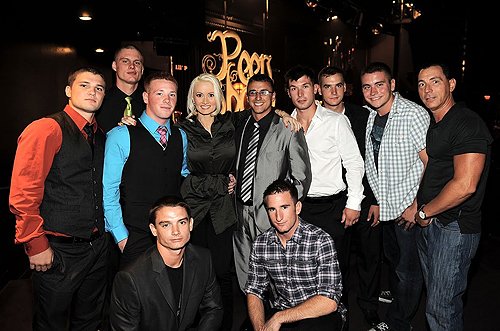 Holly_Madison_and_US_Marines_1