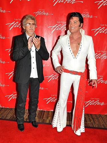 Elvis_2011_9948