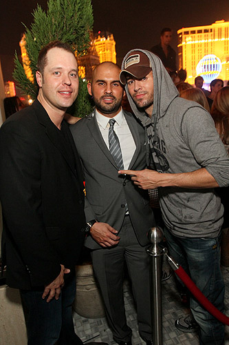Enrique_Iglesias_parties_at_Hyde_Bellagio_Las_Vegas_8.18.12